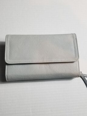 GRAY MULTI COMPARTMENT WALLET